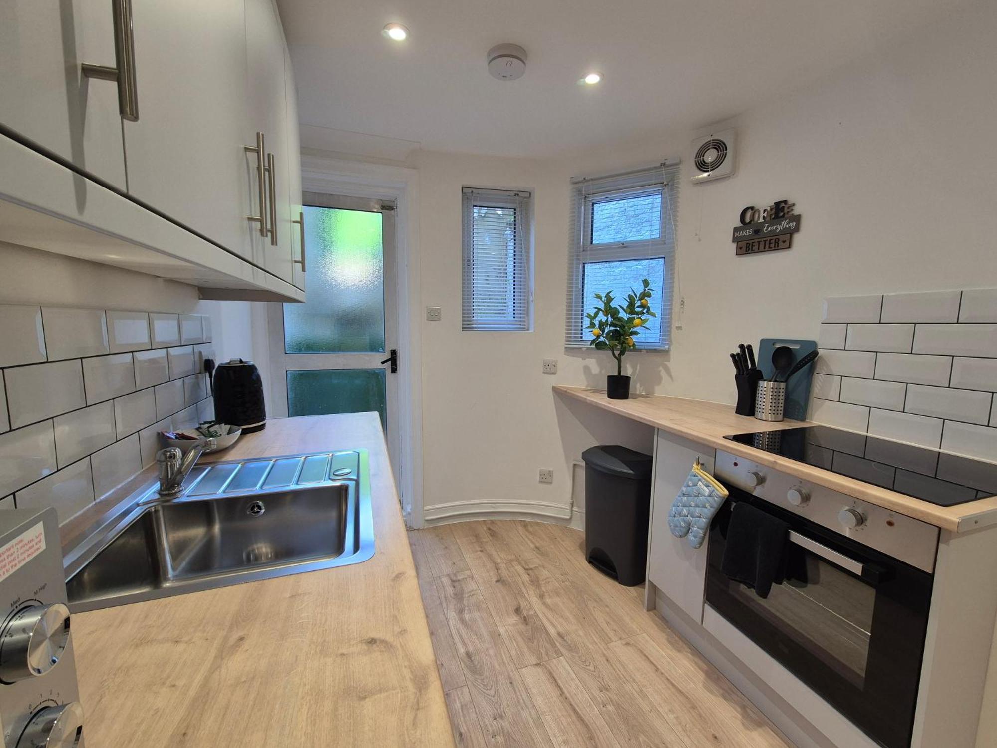 #26a Newly Refurbished Garden Апартаменты